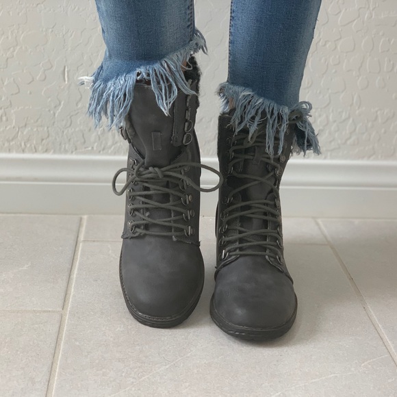 Cuffed Sweater Knit Lace Up Combat Moto Boots - Picture 7 of 8